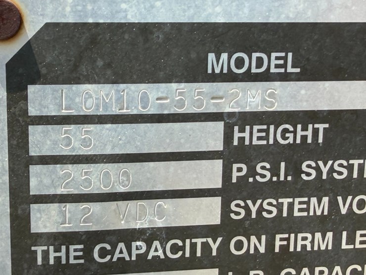 2007-peterbilt-335-image-62