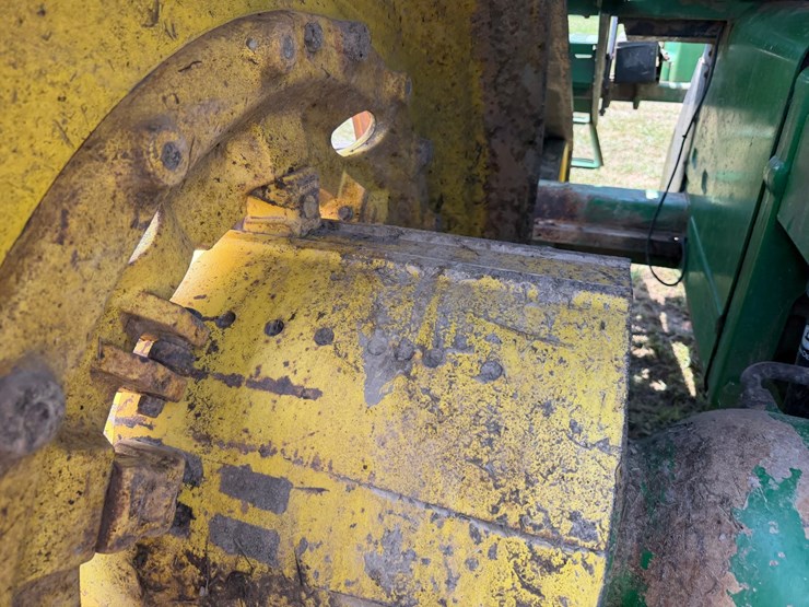 john-deere-8410t-image-12