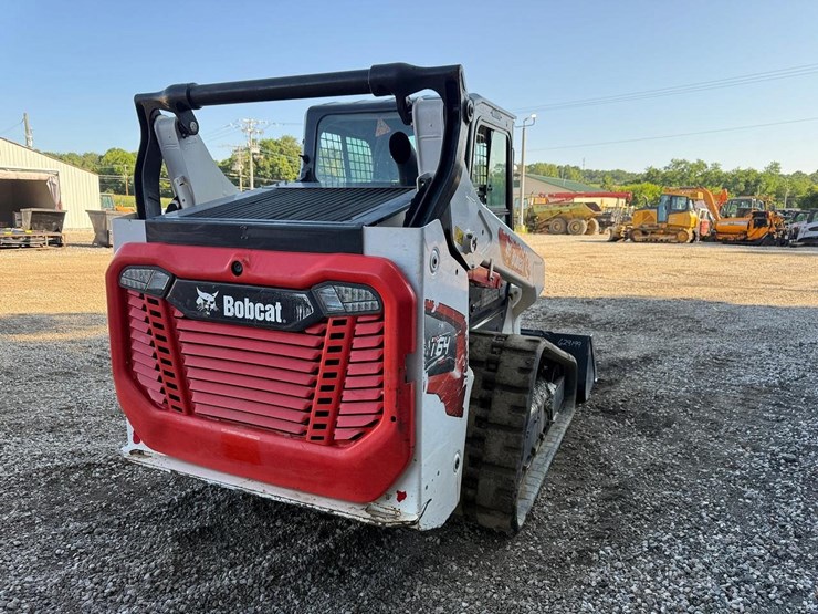 2021-bobcat-t64-image-4