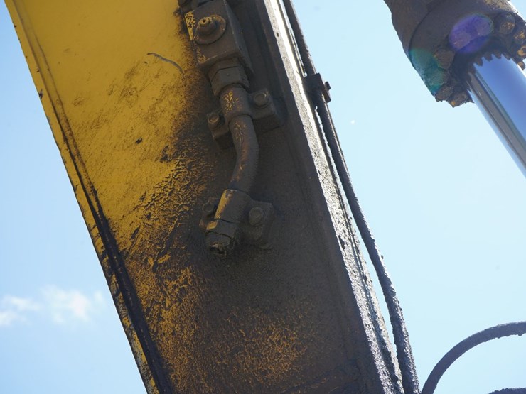 2002-komatsu-pc220-lc-7l-image-13