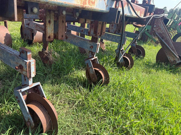 #52693-•-sprayrite-10-row-30"-cultivator-inv#52693-image-20