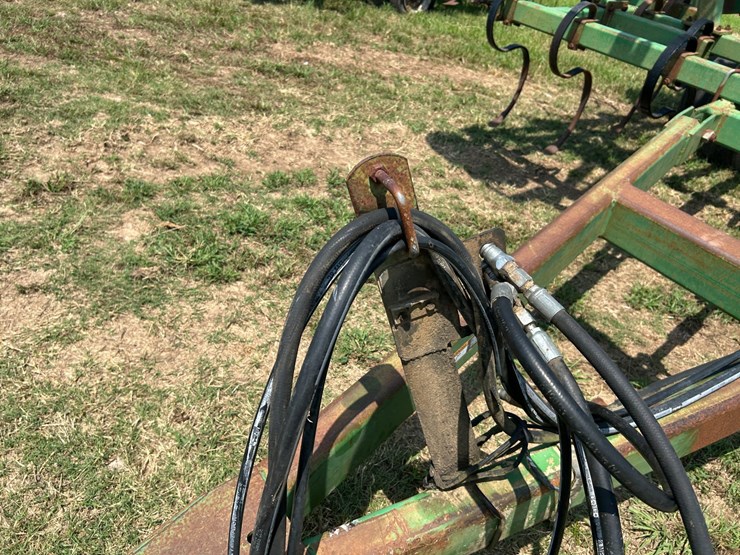 john-deere-34-image-50