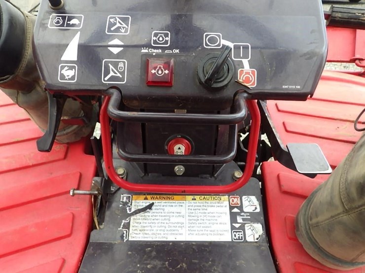 canycom-cmx2402-ride-on-mower-image-22