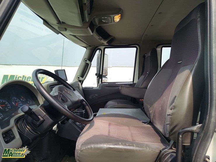 international-durastar-4400-image-24