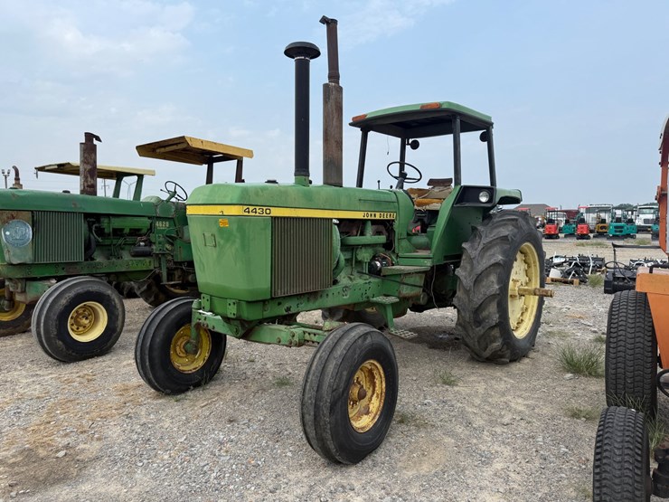1976-john-deere-4430-image-1