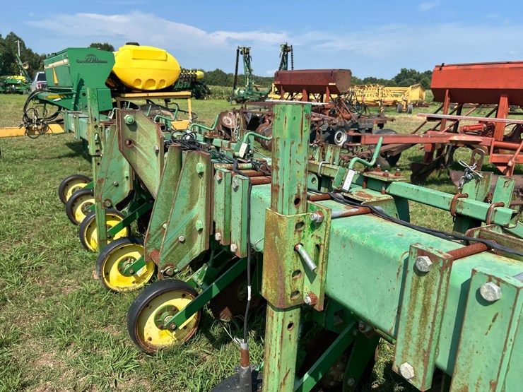 john-deere-886-image-16