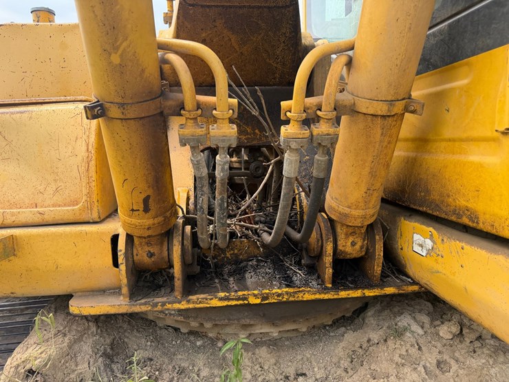 komatsu-pc200-image-52