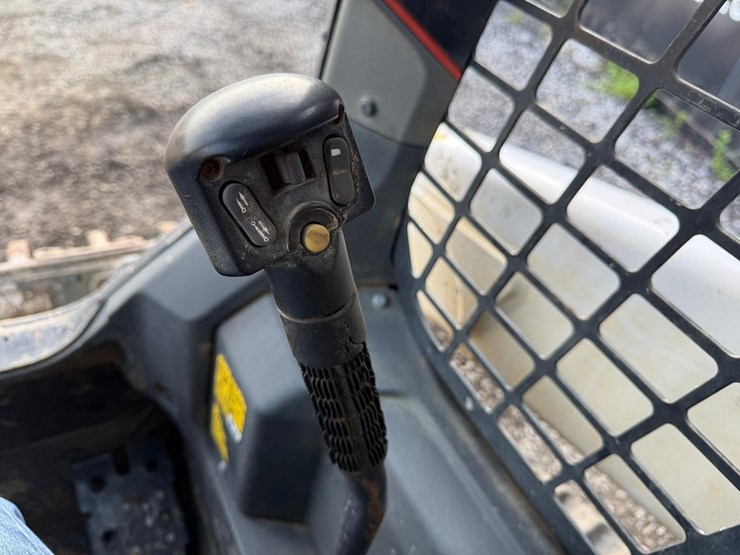 bobcat-t62-image-21