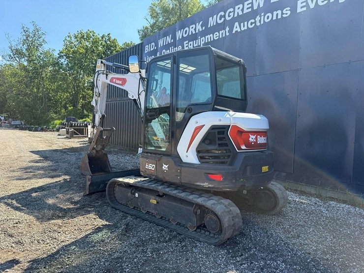 2021-bobcat-e60-image-2