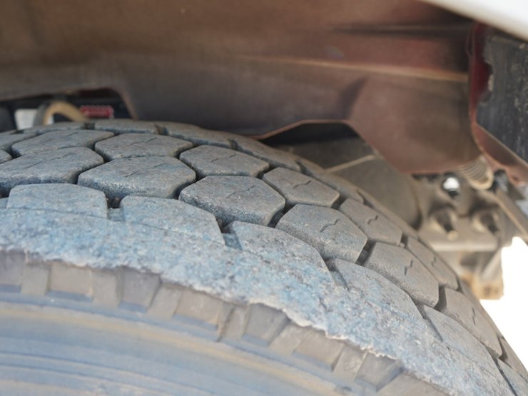 2018-mack-granite-gu713-image-40