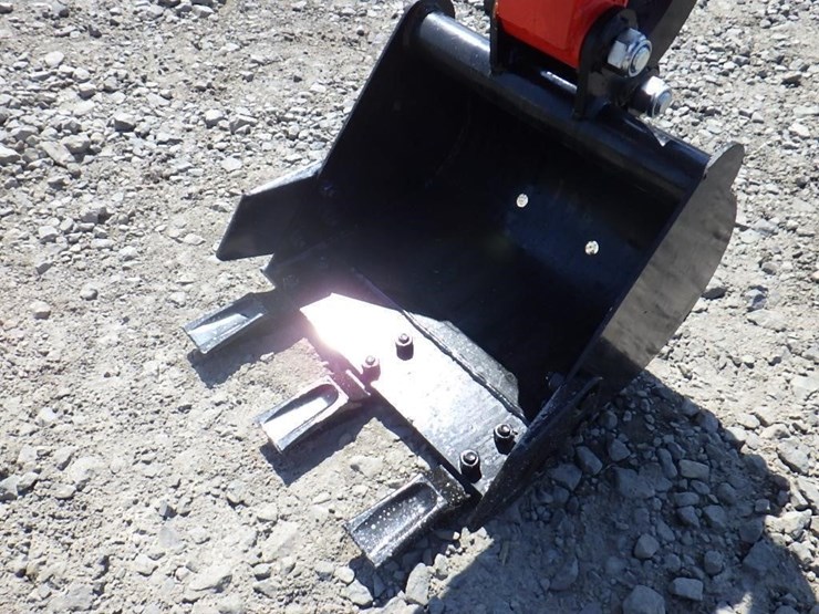 2026-tpm-tpm-18hh-hydraulic-excavator-image-14