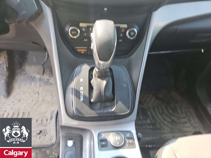 2016-ford-escape-image-22