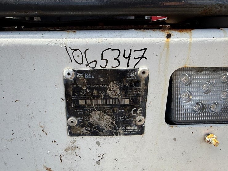 2006-bobcat-331-image-25