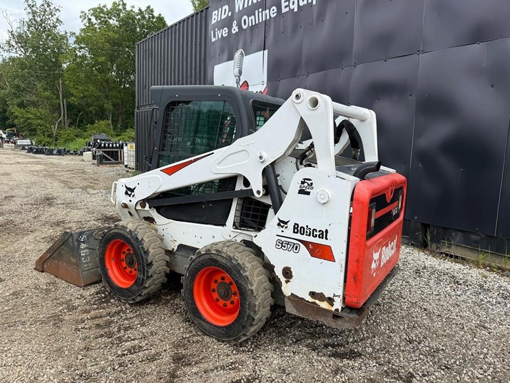 2018-bobcat-s570-image-2