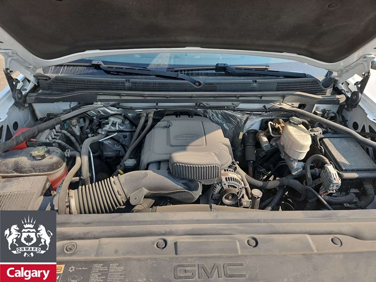 2015-gmc-sierra-2500hd-image-29