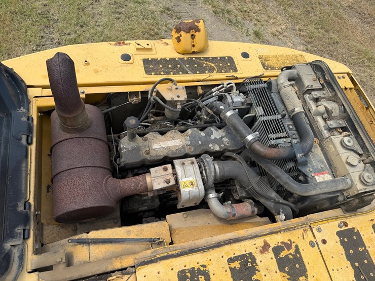 komatsu-pc200-image-72