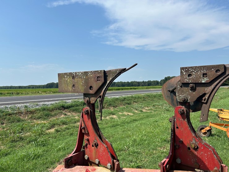 case-ih-165-image-29