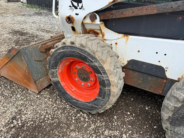 2020-bobcat-s590-image-16