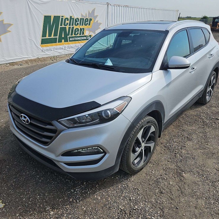 2016 HYUNDAI TUCSON