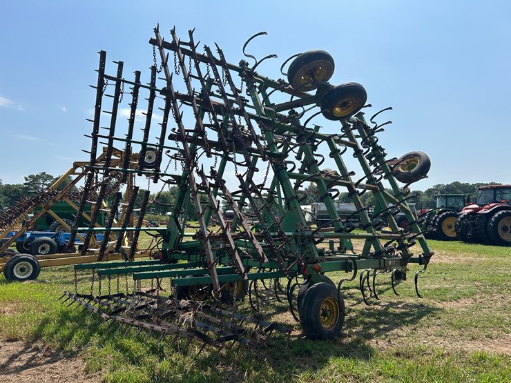 john-deere-34-image-3