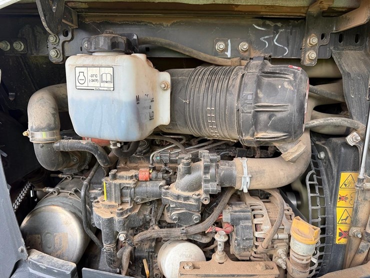 2023-bobcat-e35-image-15