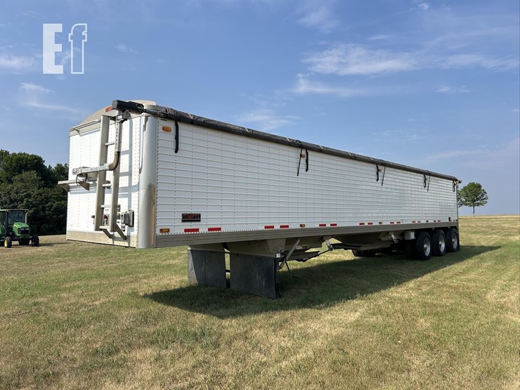 2015-timpte-grain-trailer-image-1