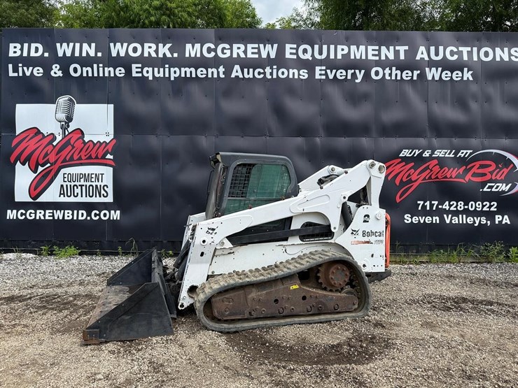2012-bobcat-t870-image-1