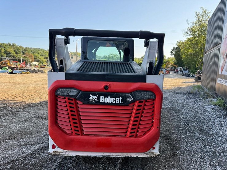 2021-bobcat-t64-image-3