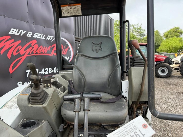 2014-bobcat-e35-image-19