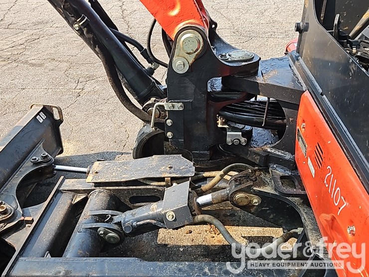 2024-kubota-kx033-4-image-16