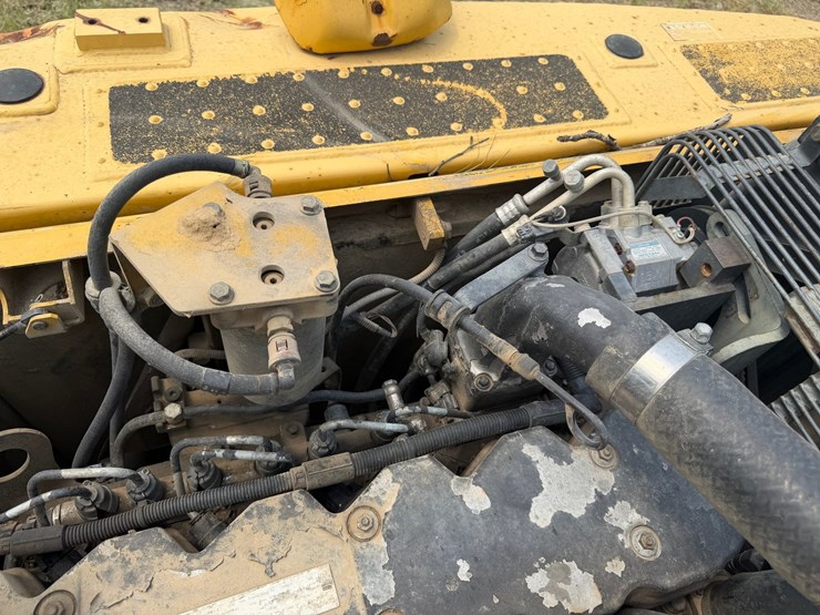 komatsu-pc200-image-76