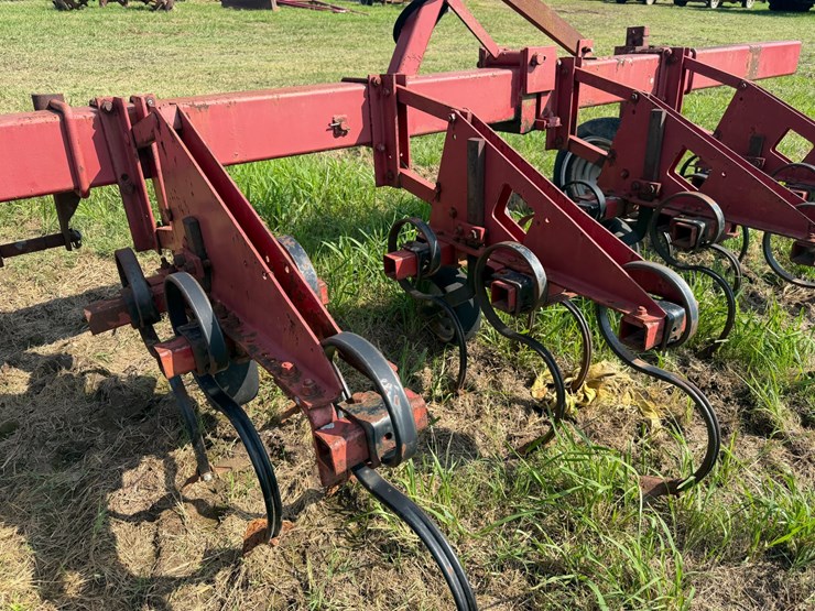 case-ih-183-image-20