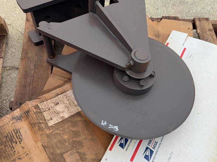 bucket-mount-asphalt-cutter-image-1