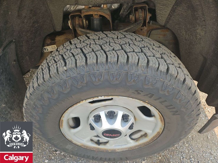2015-gmc-sierra-2500hd-image-12