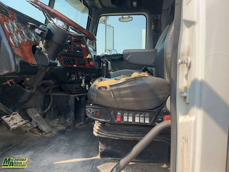 2007-western-star-4900-image-13