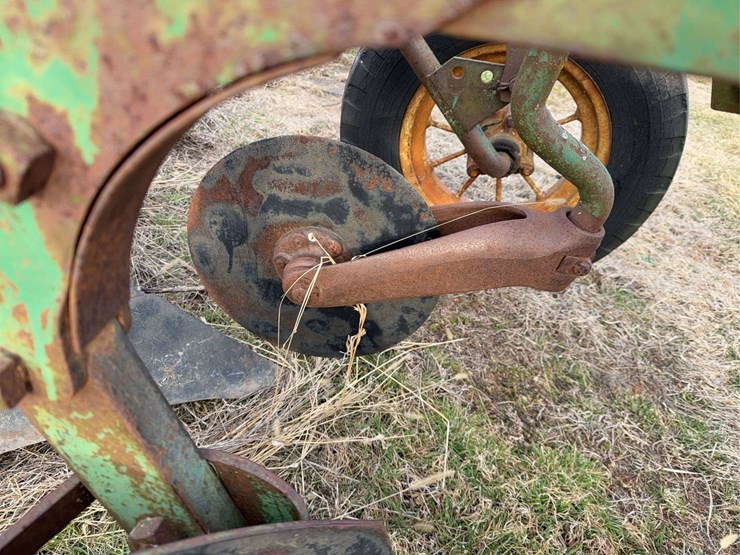 john-deere-no.-55-a-b-h-pull-type-three-bottom-plow-image-22