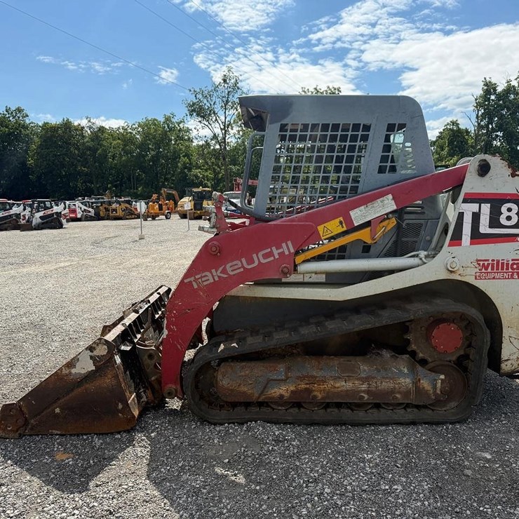 2017 TAKEUCHI TL8