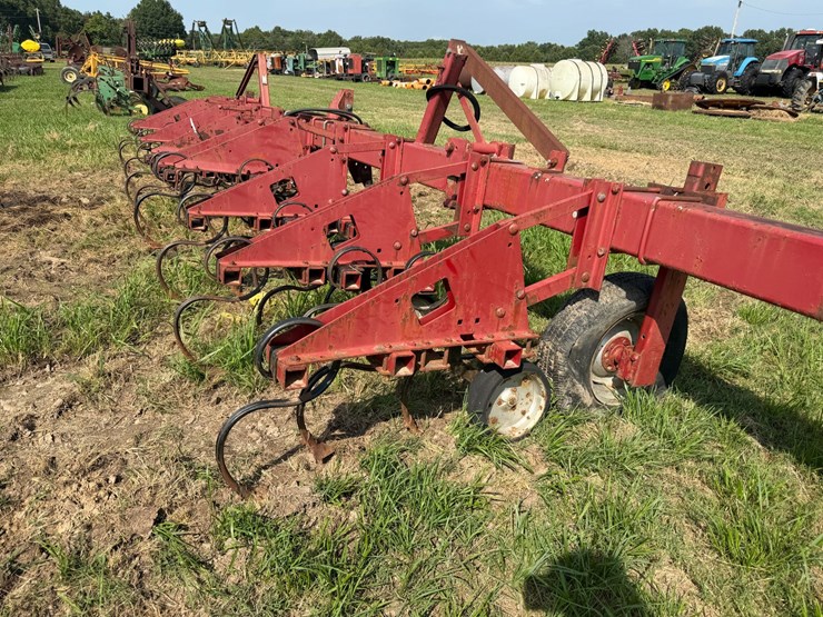 case-ih-183-image-11