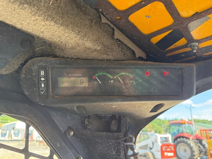 deere-328d-image-22