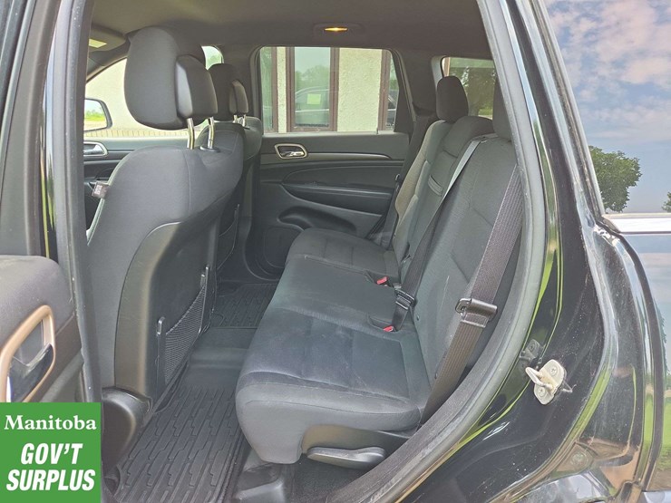 2014-jeep-grand-cherokee-image-25