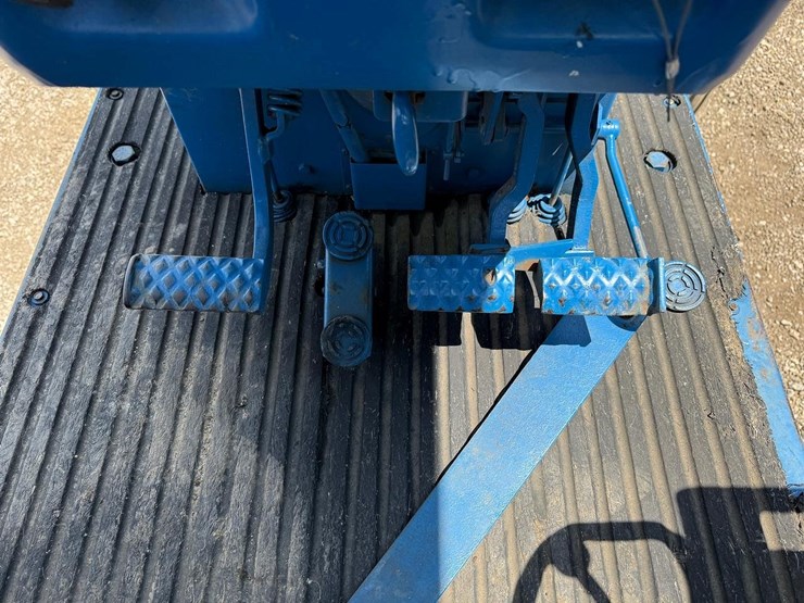 ford-7700-image-21