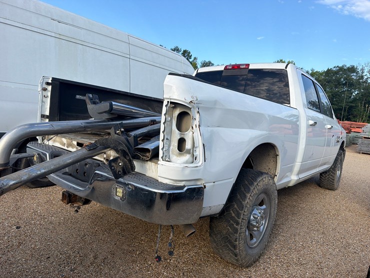 2013-dodge-ram-2500-image-4