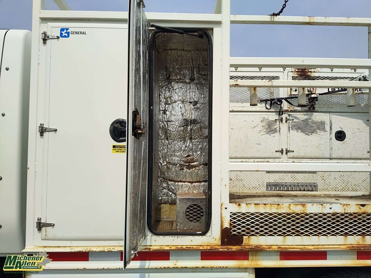international-durastar-4400-image-28