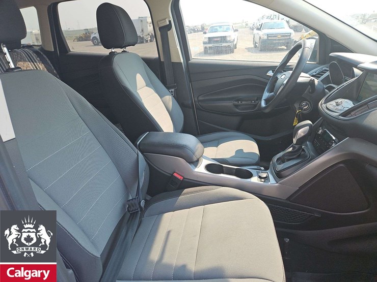 2016-ford-escape-image-17
