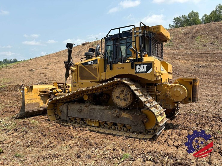 2015-caterpillar-d6t-lgp-image-4