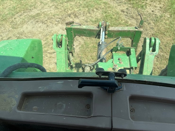 john-deere-8410t-image-83