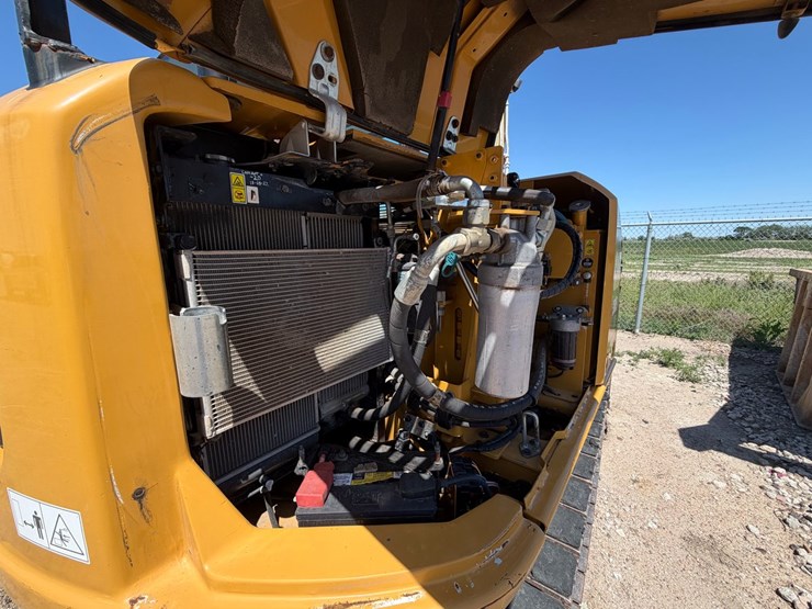 2014-caterpillar-308e2-cr-image-46