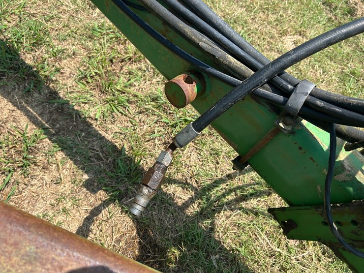 john-deere-34-image-53