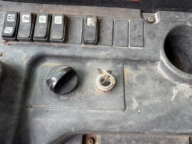 takeuchi-tl12r2-image-25