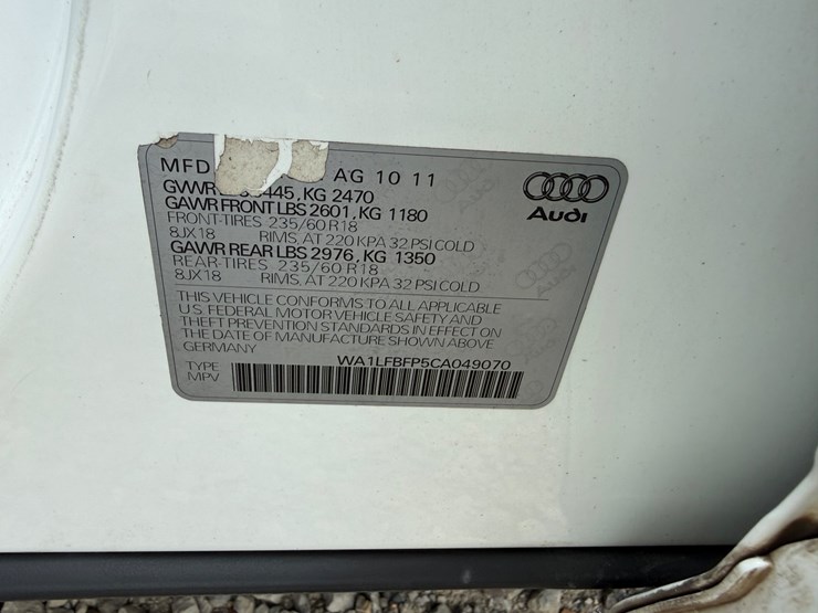 2012-audi-q5-image-27